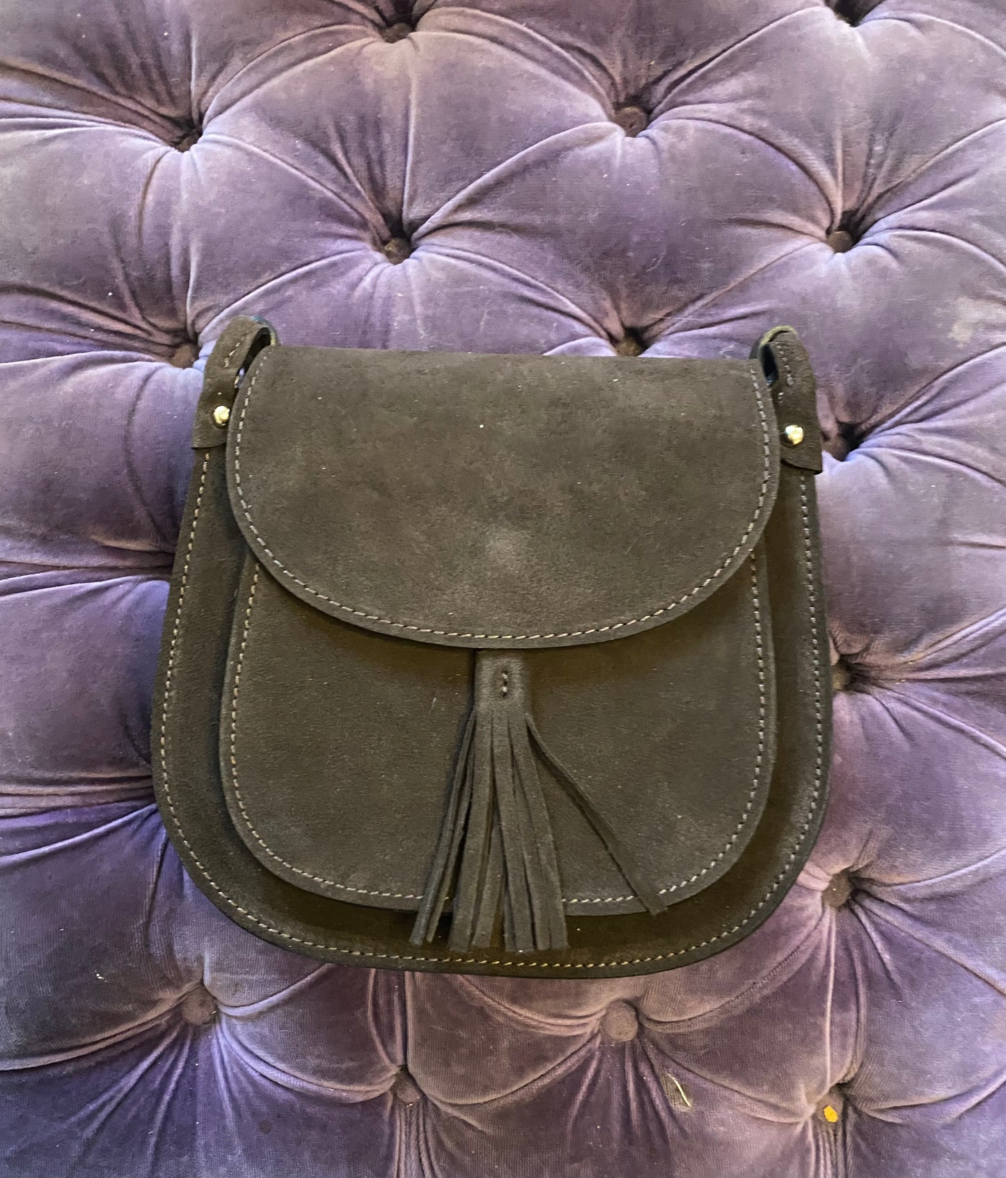 BORSA A TRACOLLA IN CAMOSCIO