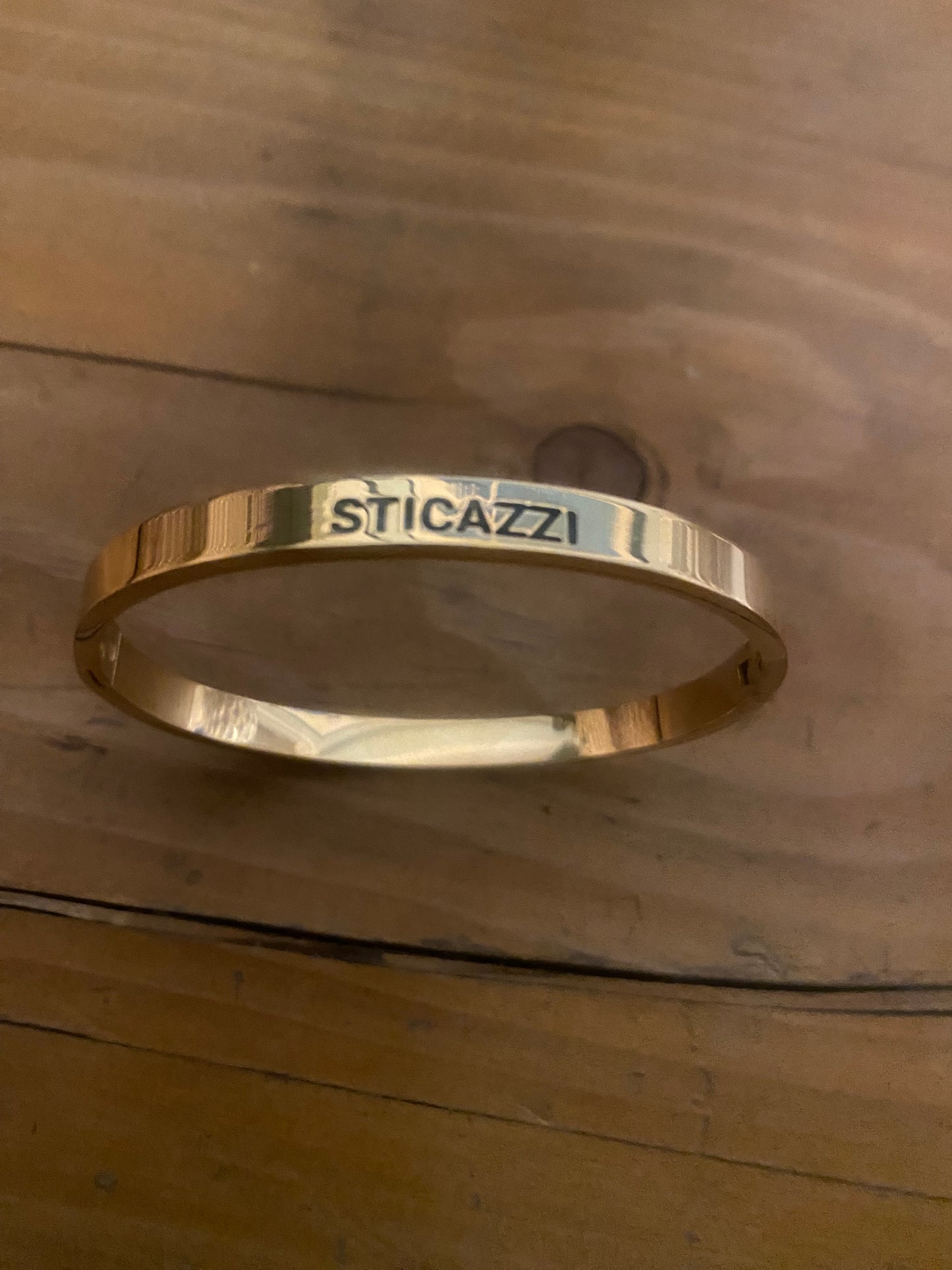 BRACCIALE RIGIDO CON FRASE