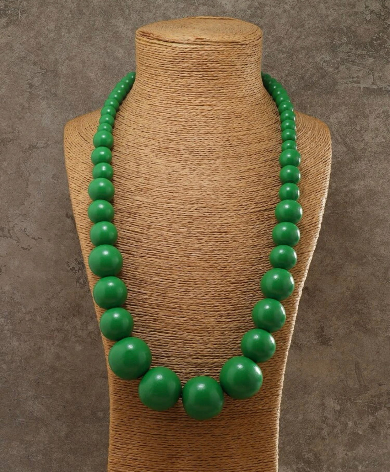 COLLANA CON PALLE DI LEGNO LACCATE