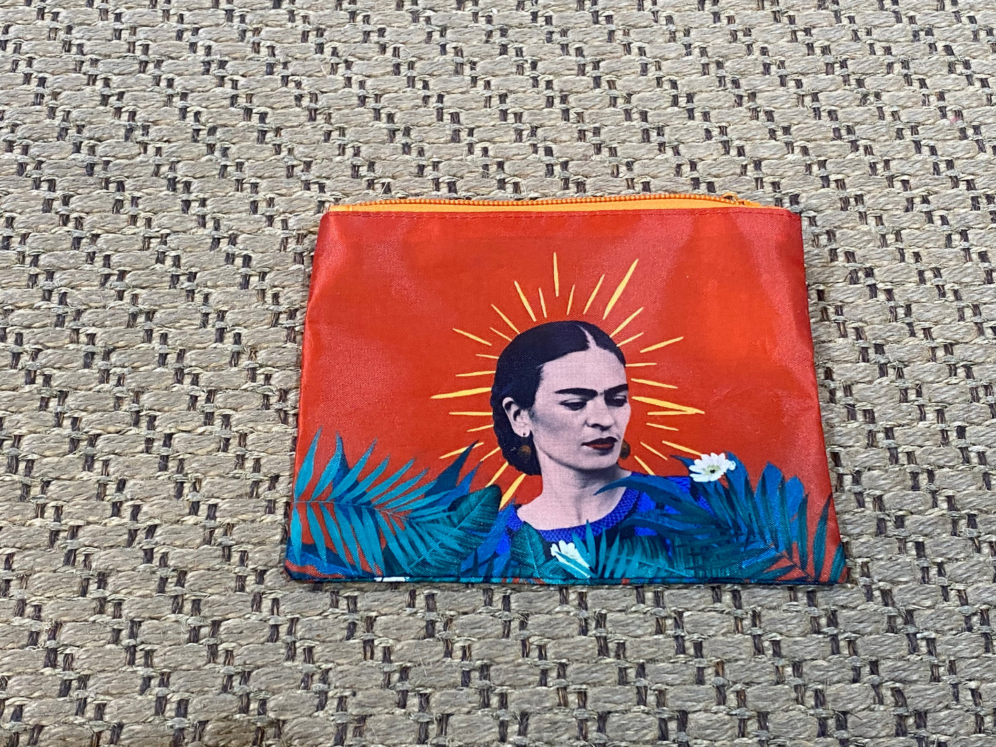 BUSTA DI TESSUTO IMPERMIABILE TEMA FRIDA