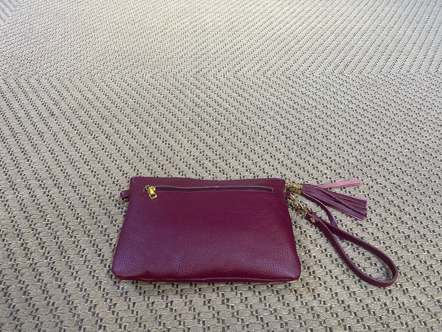 POCHETTE MEDIA CON MANICOTTO E TRACOLLA